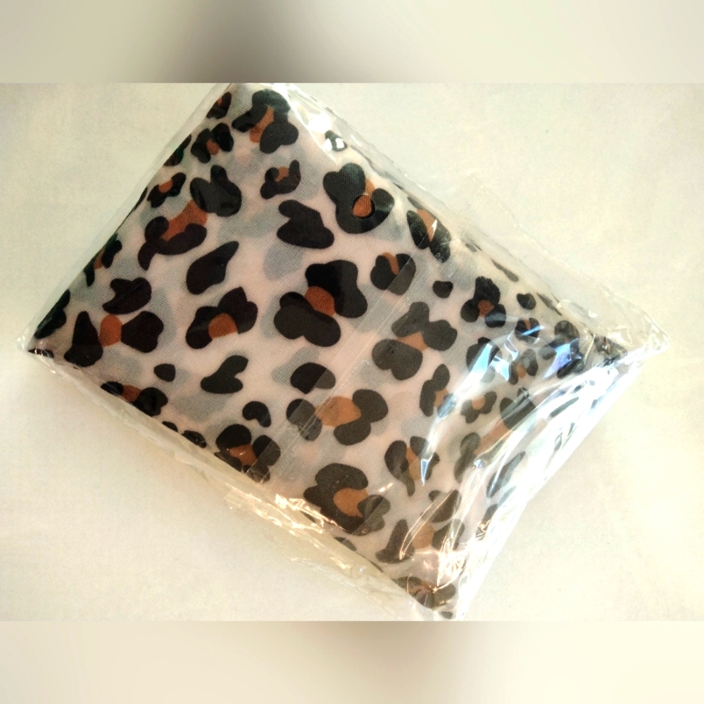 Eco Friendly Animal Print Shoppers Bag. NWOT. - Picture 2 of 4